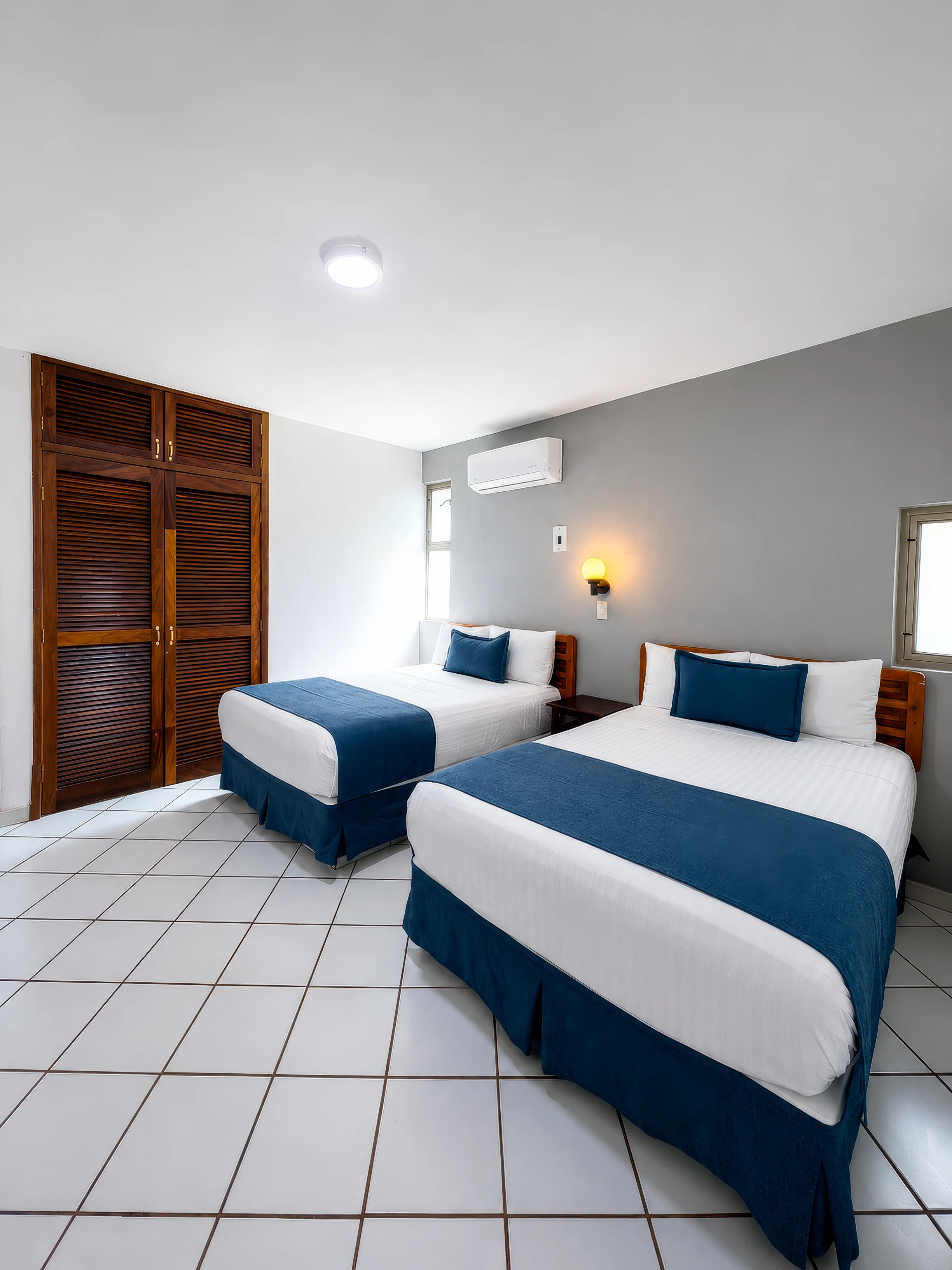 MASTER SUITE